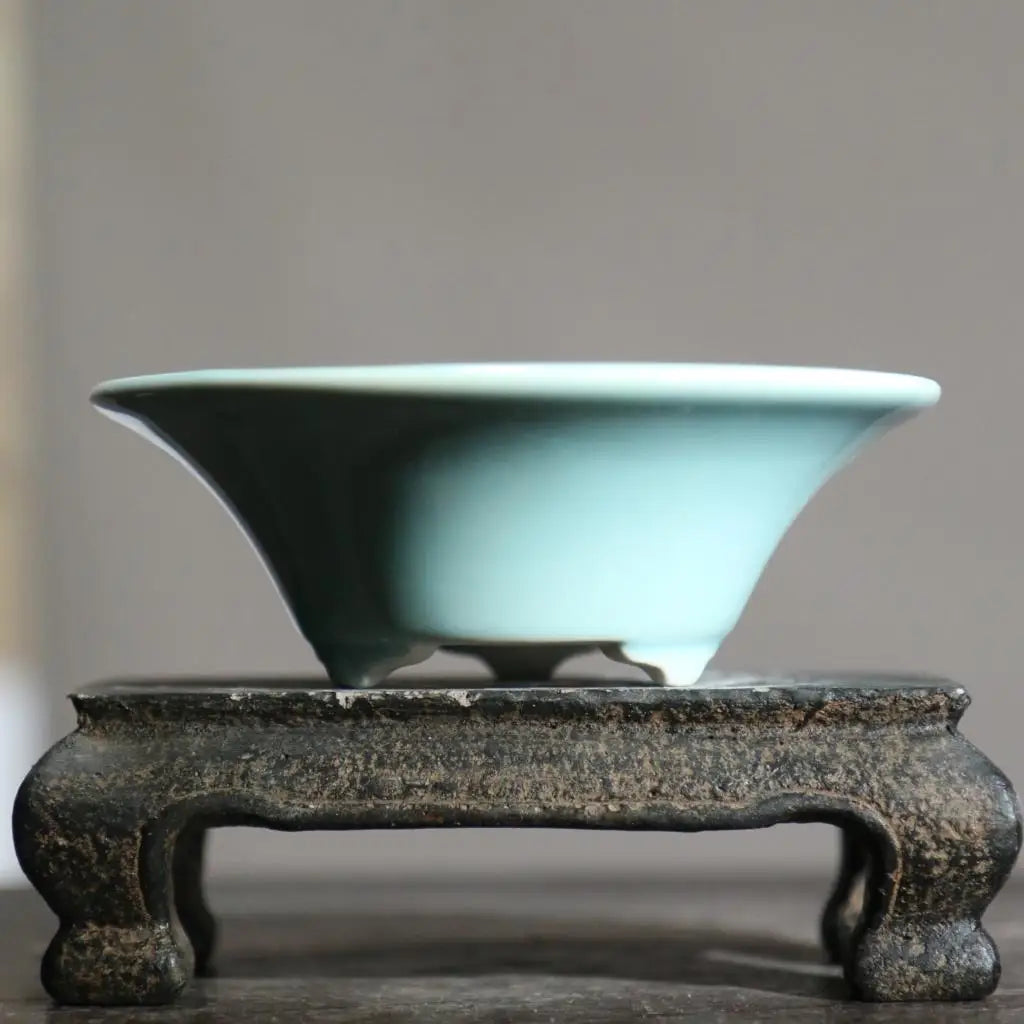 Handcrafted Round Ceramic Flower Pots in Retro Solid Colors - Traditional Chinese Style Bonsai and Succulent Planters with Drainage Hole LB926